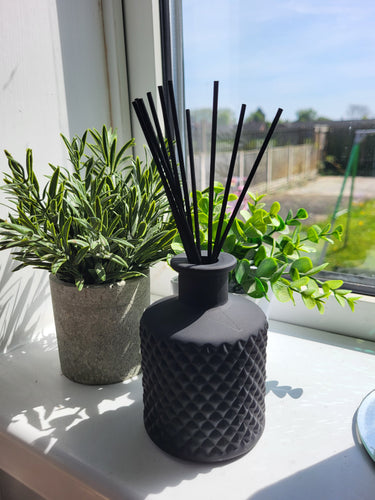 GEO Matte Black Reed Diffuser 200ml